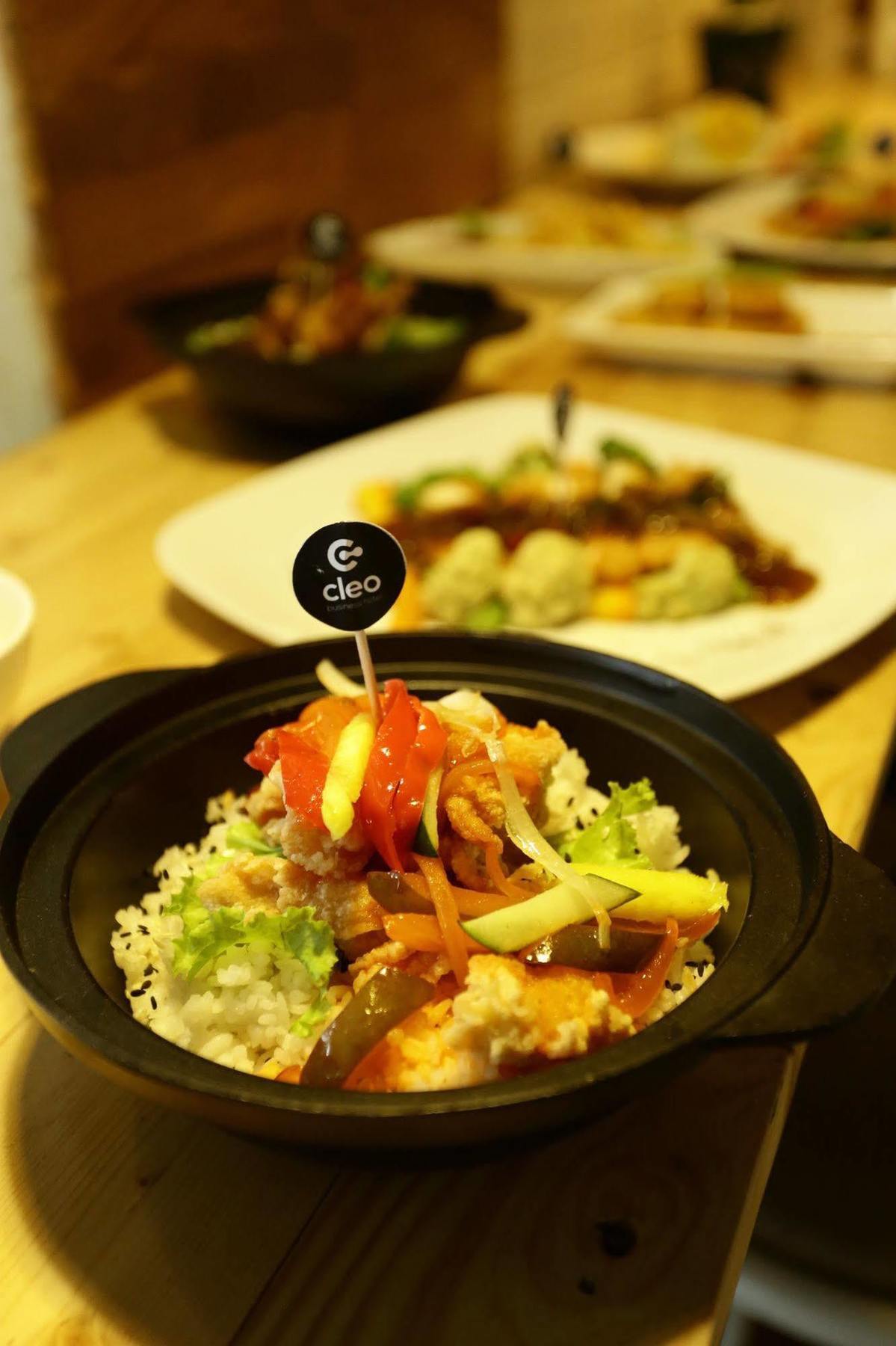클리오 호텔 바수키 라흐맛 수라바야 외부 사진